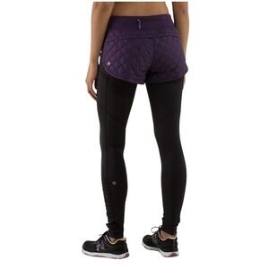 Rare Lululemon HOT CHEEKS SHORTS Womens 8 Purple‎ Goose Down Reflective Quilted